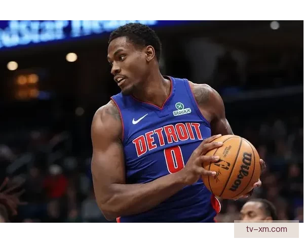 活塞主帅赞杜伦进攻端成长迅猛 称其已成为球队进攻轴心